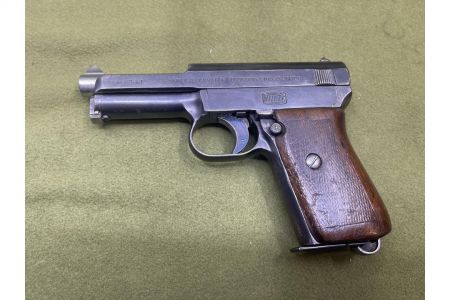Pistolet Mauser 1910  kal . 7,65mm Brown.