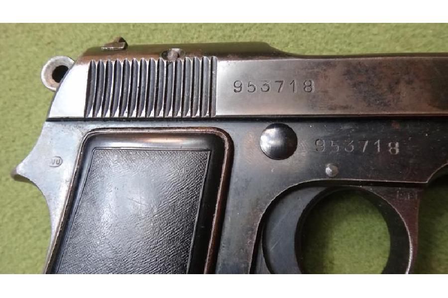 pistolet-beretta-34-1942r-9x17[11].jpg