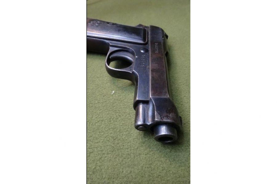 pistolet-beretta-34-1942r-9x17[10].jpg