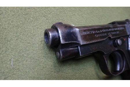 pistolet-beretta-34-1942r-9x17[6].jpg