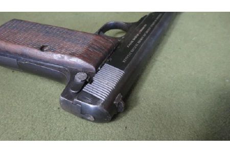 pistolet-fn-1910-22-7-65mm[15].jpg