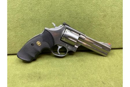 Rewolwer Smith & Wesson mod. 686